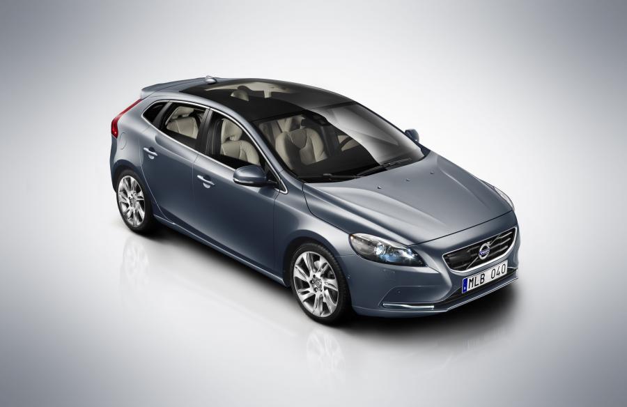  Volvo V40 2012 года  (фото 125 из 183)